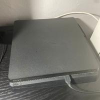 PS4 slim