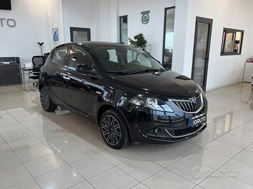 Lancia Ypsilon 1.0 Hybrid Gold 2022