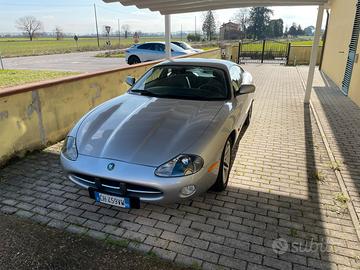 JAGUAR XK8 4.2 PRIMO PREZZO ITALIA