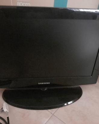 Monitor TV LCD Samsung con telecomando originale