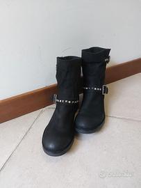 Stivaletti biker Bata in pelle nera,