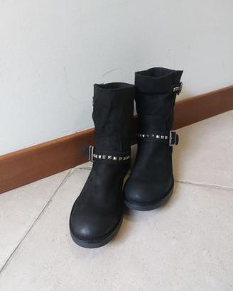Stivaletti biker Bata in pelle nera,