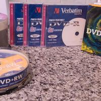 Più di 50 DVD+/-R Verbatim + 5 DVD + RW Octron