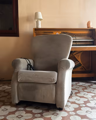 Poltrona reclinabile relax elettrica