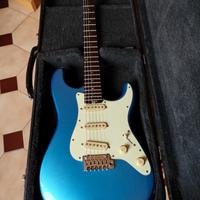 chitarra  Schecter route 66 (leggere attentamente)