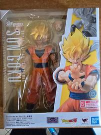Bandai Dragon ball Z Son Goku SSJ 