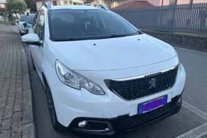 Peugeot 2008 neopatentati