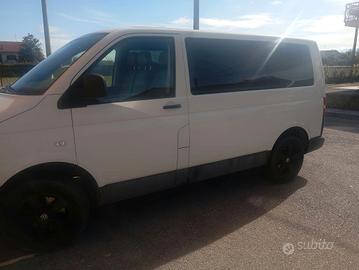 Transporter Volkswagen 