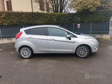 ford fiesta 1.2 benzina