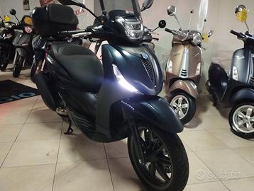 come nuovo piaggo beverly 300hpe sport km19000 gar