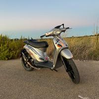Liberty 50 2t anno 2000