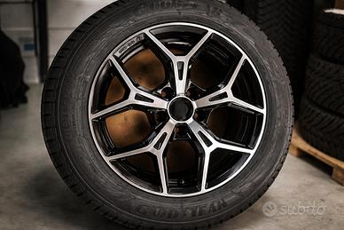 TRENO DI RUOTE NUOVE CON CERCHI 215/65 R17 DACIA