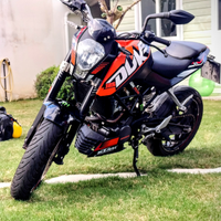 Ktm duke 125