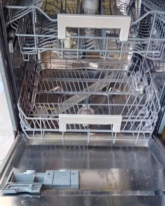 Lavastoviglie Electrolux TT800