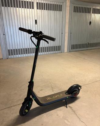 Monopattino elettrico Velociptor 350 Watt