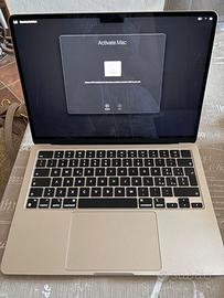 MacBook Air 13.6" M2 - 16 GB RAM / 256 GB SSD
