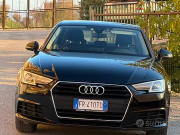 AUDI A 4 BERLINA ANNO 2018 KM 93000 20 TDI