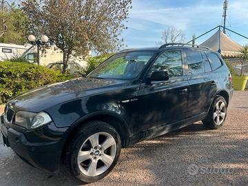 Bmw X3 2.0 Tdi con clima interni pelle
