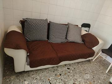 Divano 3 posti + poltroncina