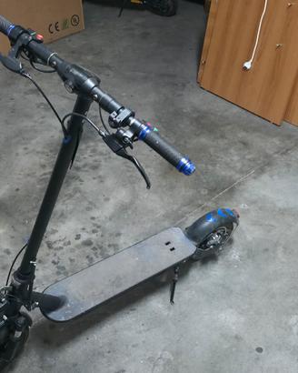 monopattino elettrico Kingsong modificato 