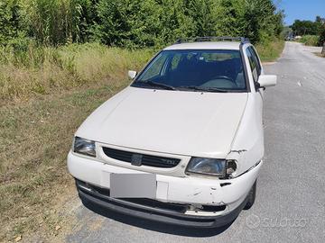 SEAT Cordoba Vario 1.9 TDI  - 700€ 