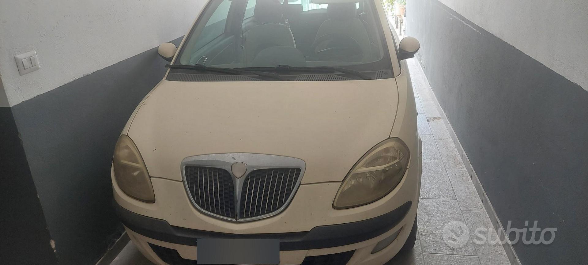 Lancia Ypsilon 2005 photo 2