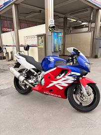 HONDA CBR600F 2000 ISCRITTA EPOCA 31.000km