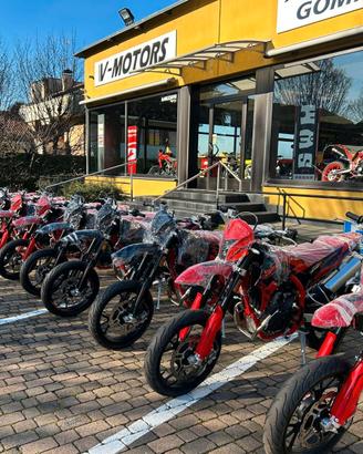 motard SM125 r 4tempi USATO GARANTITO (ex aziendal
