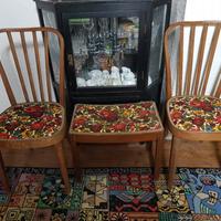 Set vintage 2 sedie + sgabello anni '70 in legno 