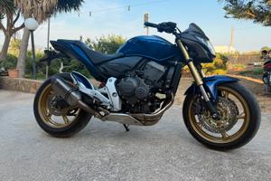 Honda hornet 600
