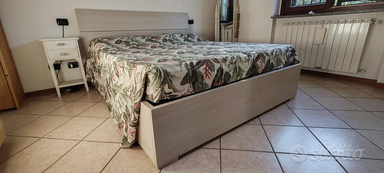 materasso matrimoniale Memory Foam (senza molle) - Arredamento e Casalinghi  In vendita a Viterbo