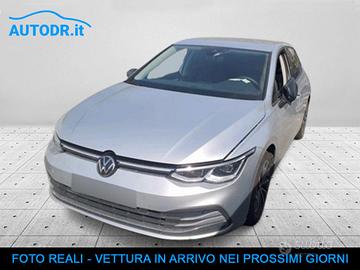 Volkswagen Golf 1.0 eTSI DSG Move LED Performance,