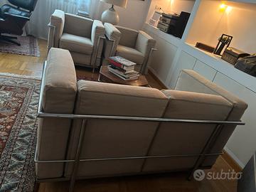 Le corbusier divano e poltroncine