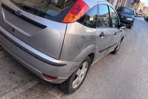 Ford focus 1