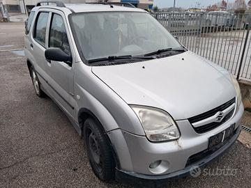Sukuki Ignis anno 2007 Ricambi Usati
