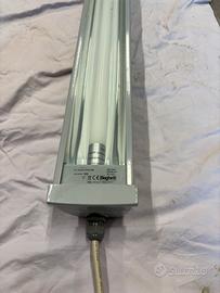 Lampada plafoniera stagna acciaio vetro led