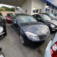 Dacia Sandero 1.2 16V GPL 75CV Embleme