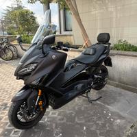 Yamaha T-Max 560 Tech Max - 2025