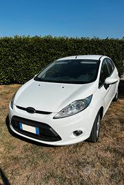 Ford Fiesta 1.4 Diesel 70 CV OK neopatentati