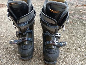 Scarponi sci Rossignol n.42/43.