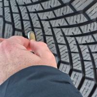 Gomme Yokohama 215/65/16 invernali 