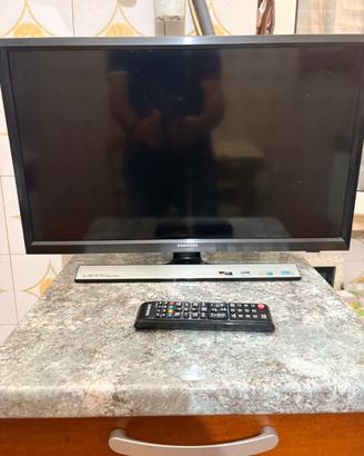Samsung T24E310EX TV LED 24” DVB-T2