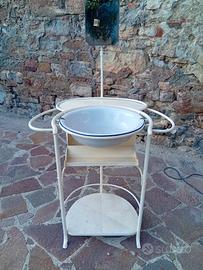 toilette antica in ferro verniciato