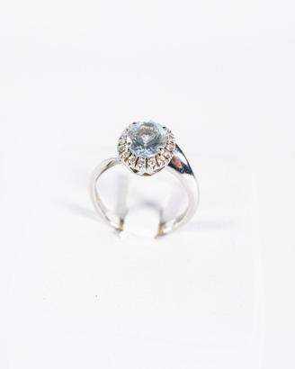Anello acquamarina e diamanti