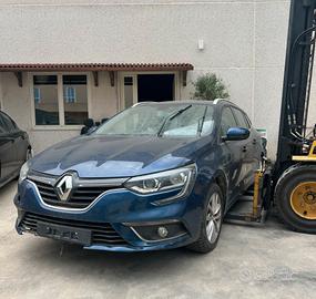 RICAMBI DISPONIBILI RENAULT MEGANE 1.5 DIESEL 2022