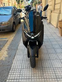 Yamaha Nmax 125 TECH MAX anno 2025