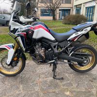 Honda CRF 1000 AFRICA TWIN MANUALE