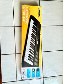 Tastiera Casio CTK-240 come nuova