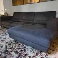 Divano a 3 posti con chaise longue colore grafite