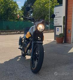 ROYAL ENFIELD SCRAM 411